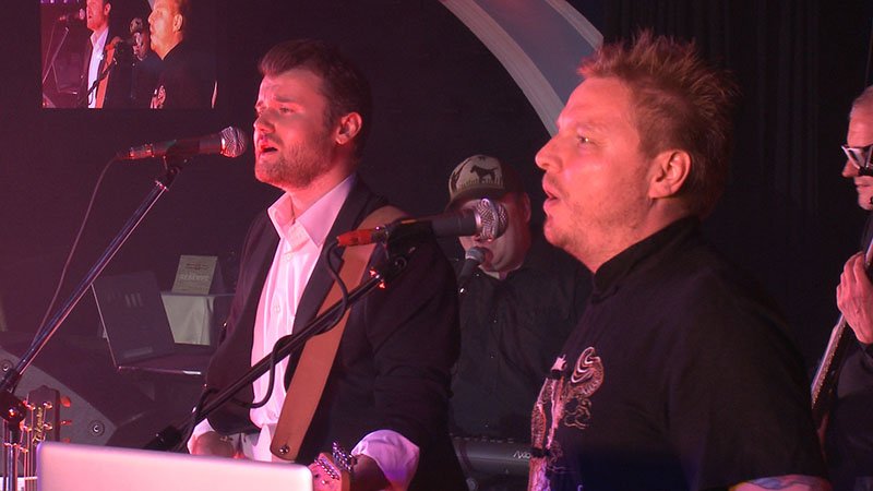 видеооператоры на концерте группы РЕЙС